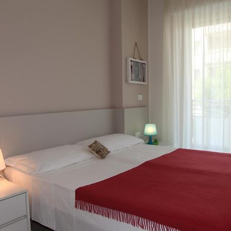 Hotel Luciana ビビオーネ エクステリア 写真