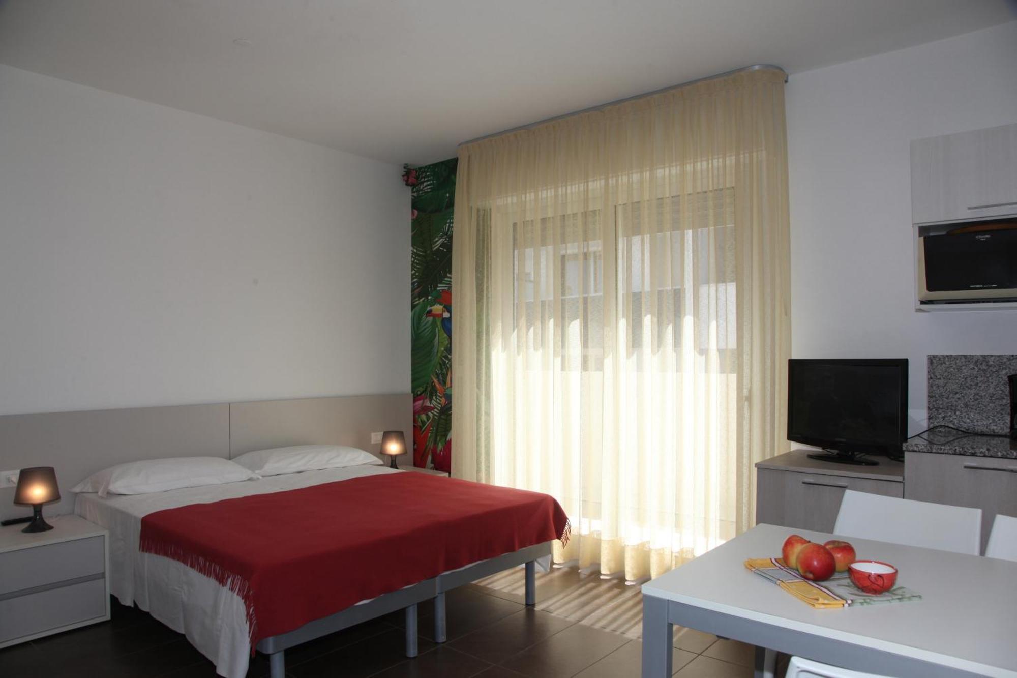 Hotel Luciana ビビオーネ エクステリア 写真