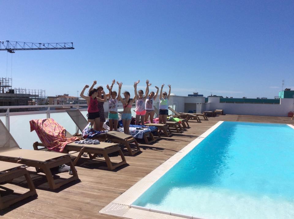 Hotel Luciana ビビオーネ エクステリア 写真