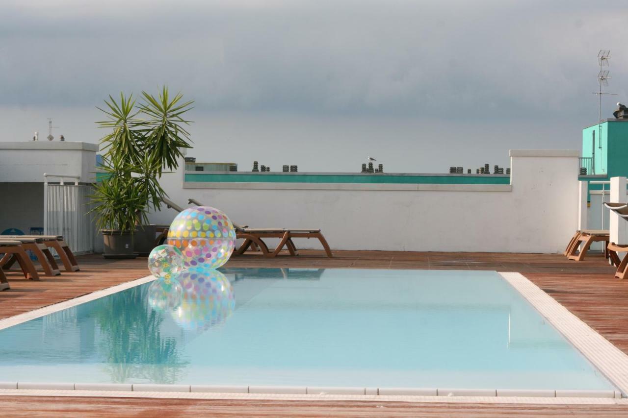 Hotel Luciana ビビオーネ エクステリア 写真